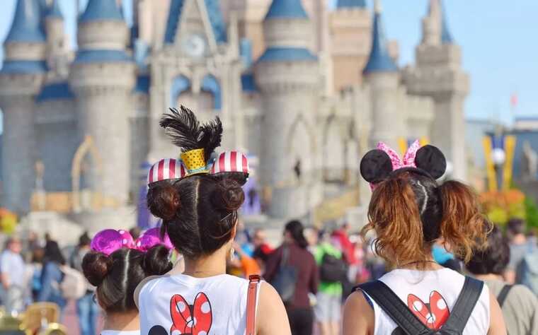   Disney      Walt Disney World