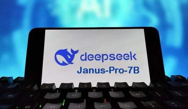          DeepSeek